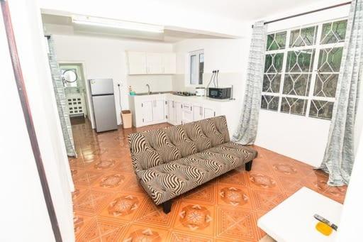بورت ماثورين Ohana Guest House المظهر الخارجي الصورة